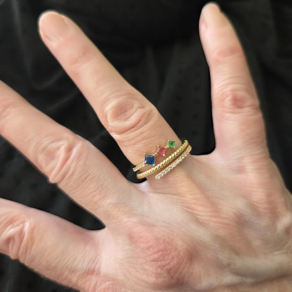 Sterling silver triple loop ring with Blue, Pink and Green Stone - Picture 8 of 12